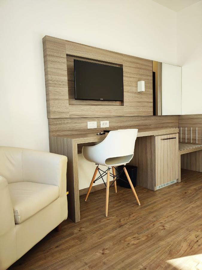 Hotel Cristallo Conegliano Ngoại thất bức ảnh